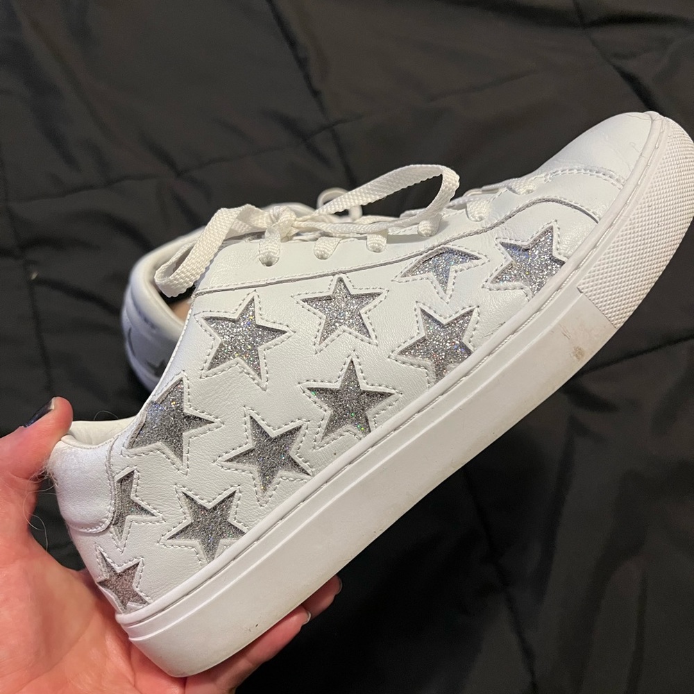 Skechers white and silver stars sneakers